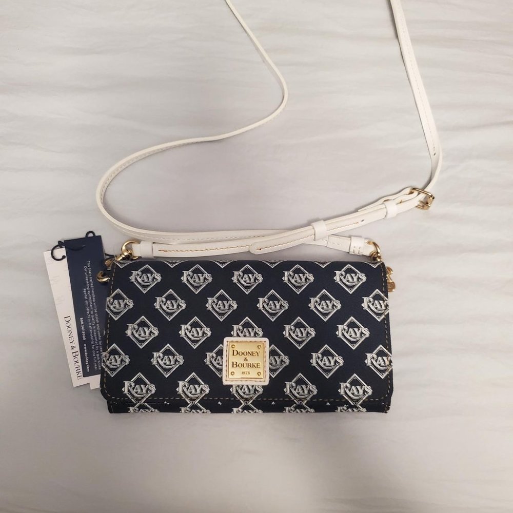 #458 NWT DOONEY & BOURKE RAYS CROSSBODY WRISTLET CLUTCH